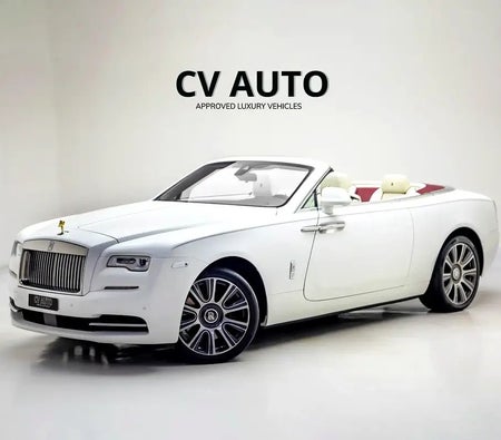 Белый Rolls Royce Dawn 2016 год Белый Rolls Royce Dawn 2016 год