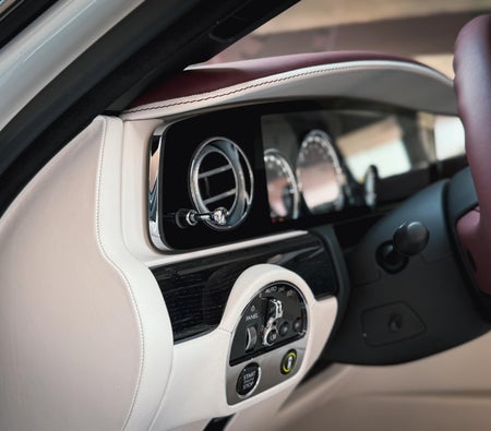 Rolls Royce Ghost 2021