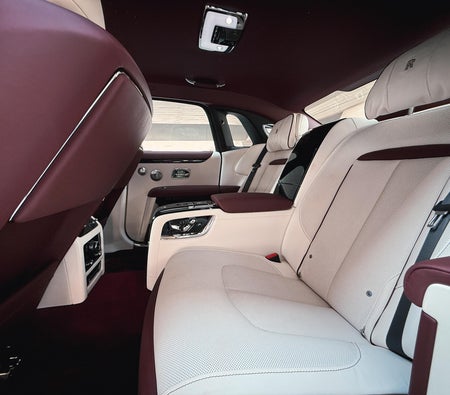 Rolls Royce Ghost 2021