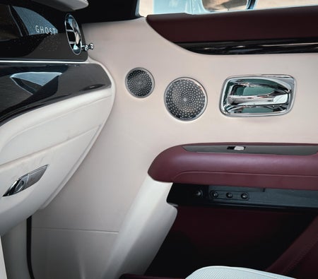 Rolls Royce Ghost 2021