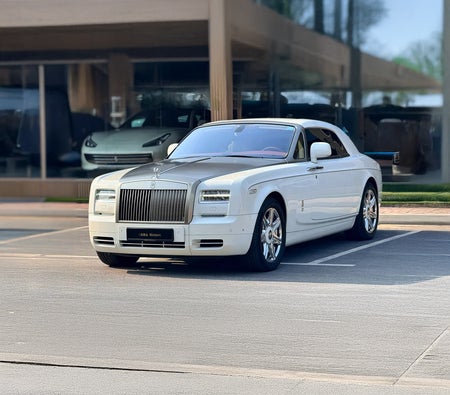 Rolls Royce Phantom 2016, photo 2 of 4