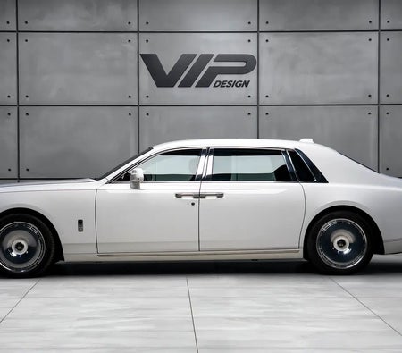 Rolls Royce Phantom Extended Wheel Base 2024, photo 3 of 4