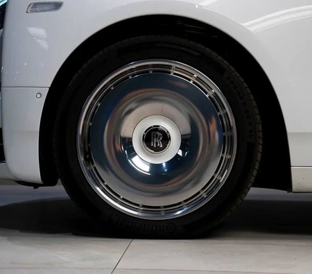 Rolls Royce Phantom Extended Wheel Base 2024, photo 4 of 4