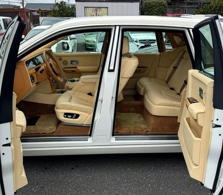 Rolls Royce Phantom 2019, photo 4 of 4