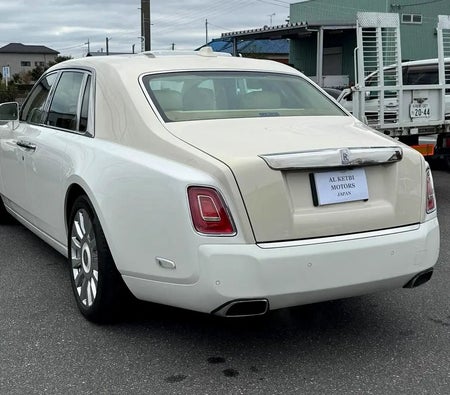 Rolls Royce Phantom 2019, photo 2 of 4