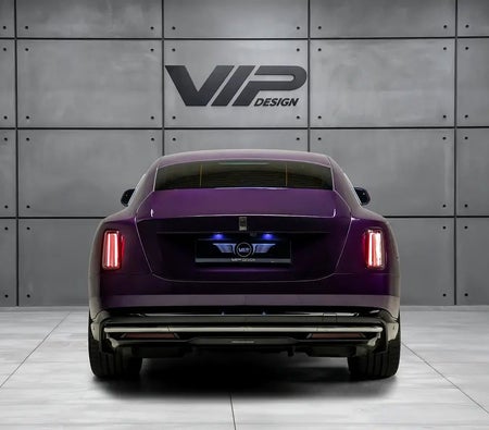 Violett Rolls Royce Spectre Silver Badge 2024