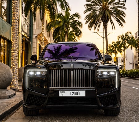 Rolls Royce Cullinan Black Badge 2021, photo 2 of 4