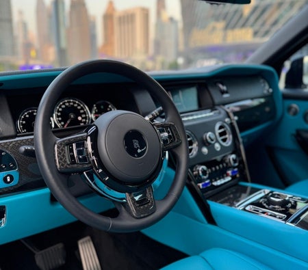Rolls Royce Cullinan Black Badge 2022