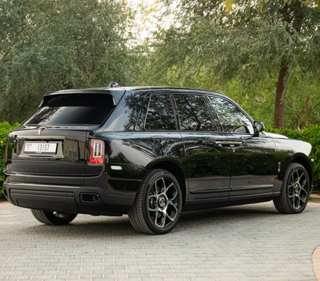 Black Rolls Royce Cullinan Black Badge 2022 Black Rolls Royce Cullinan Black Badge 2022