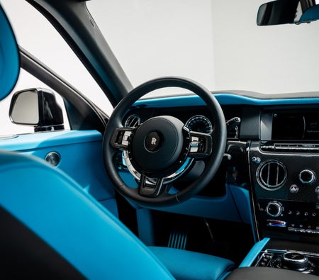 Rolls Royce Cullinan Black Badge 2023