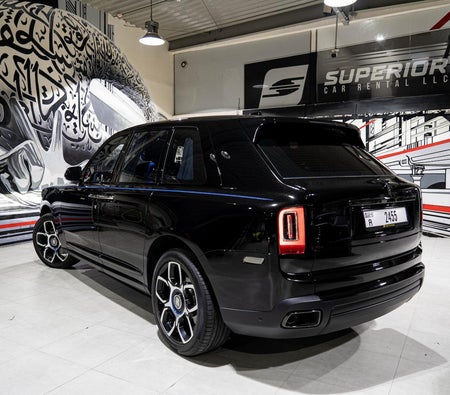 Rolls Royce Cullinan Black Badge 2023