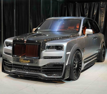 Rolls Royce Cullinan Black Badge 2023, photo 3 of 4