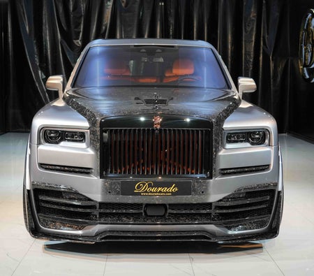 Rolls Royce Cullinan Black Badge 2023, photo 2 of 4
