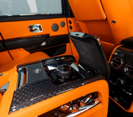 Rolls Royce Cullinan Black Badge 2025