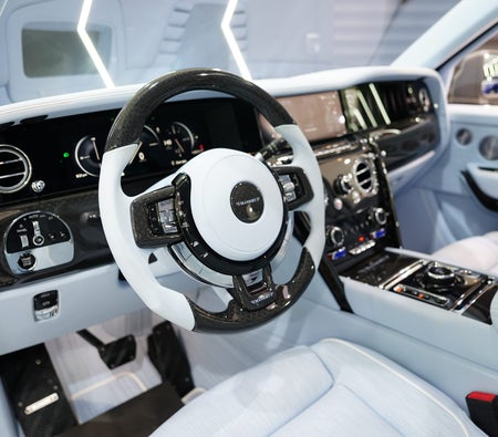 Rolls Royce Cullinan Mansory 2025, photo 3 of 4