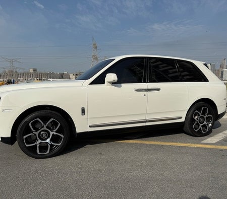 Rolls Royce Cullinan 2020, photo 3 of 4