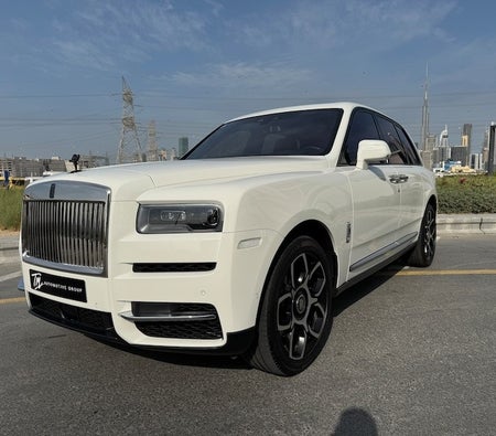 Rolls Royce Cullinan 2020, photo 2 of 4