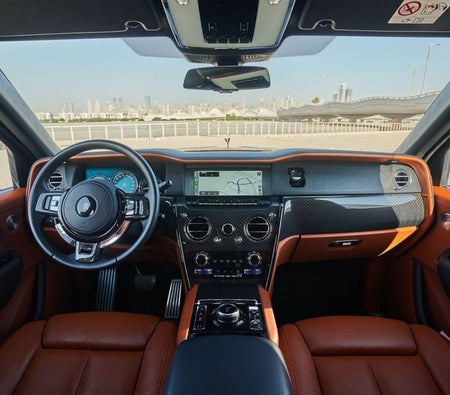 Rolls Royce Cullinan 2021