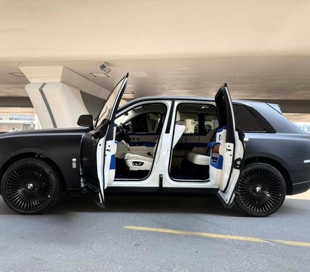 Matte Black Rolls Royce Cullinan 2021