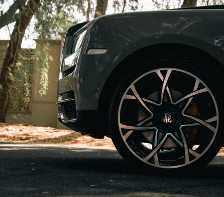 Rolls Royce Cullinan 2023