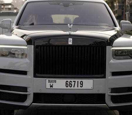 Rolls Royce Cullinan 2023