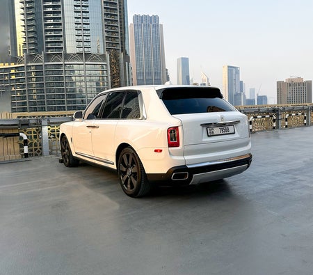 Rolls Royce Cullinan 2024