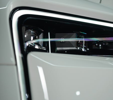 Rolls Royce Cullinan Silver Badge 2025