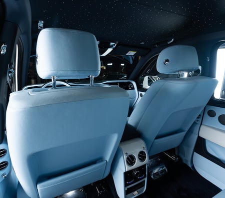 Rolls Royce Cullinan Silver Badge 2025