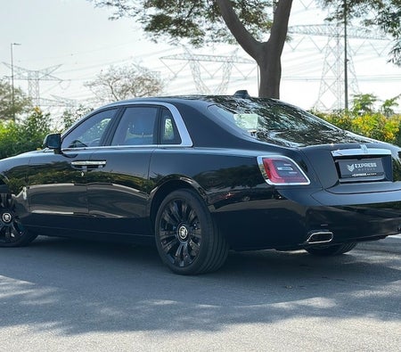 Rolls Royce Ghost 2024, photo 2 of 4
