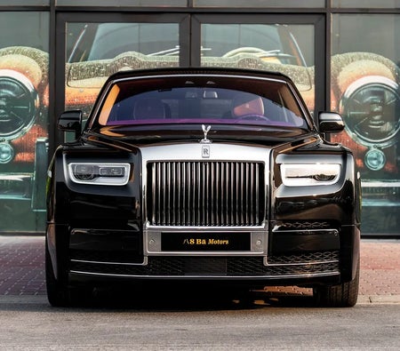 Rolls Royce Phantom 2019, photo 2 of 4