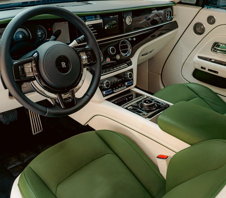 Rolls Royce Spectre 2024, photo 3 of 4