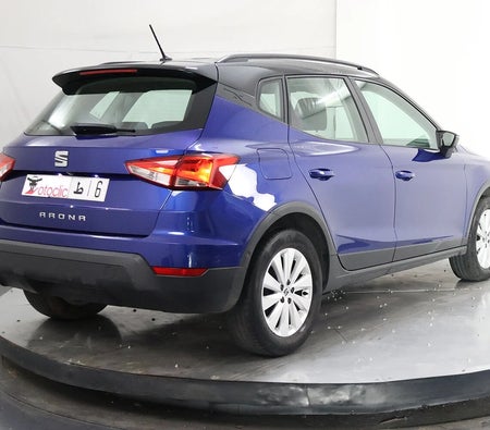 Seat Arona 1.6 TDI 95 Urban 2022 год Seat Arona 1.6 TDI 95 Urban 2022 год