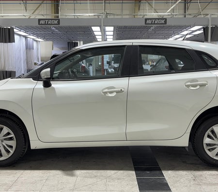 Weiß Suzuki Baleno GL 2024 Weiß Suzuki Baleno GL 2024