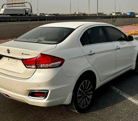 Suzuki Ciaz GLX 2023, photo 4 of 4