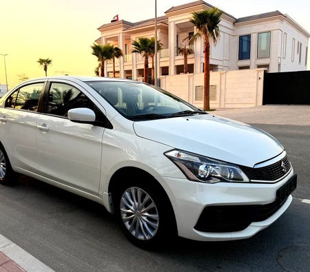 Weiß Suzuki Ciaz 2023