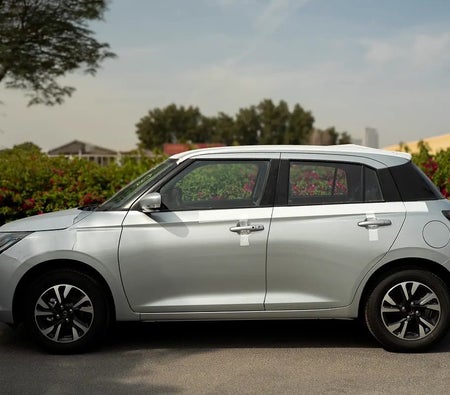 Suzuki Swift GLX 2026, photo 3 of 4