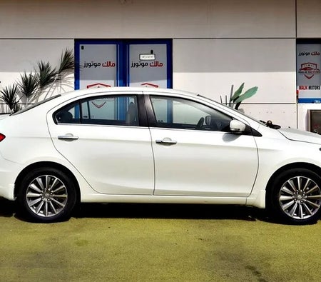 Weiß Suzuki Ciaz Standard 2023