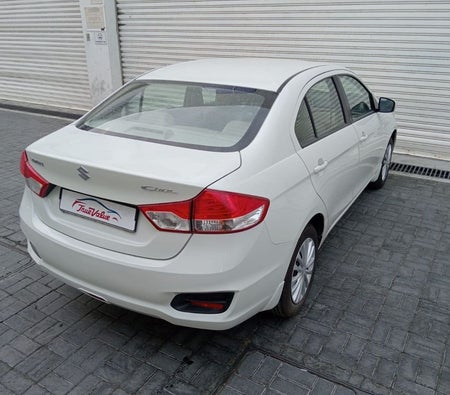 Suzuki Ciaz 2023, photo 3 of 4