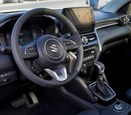 Suzuki Grand Vitara 2026, photo 4 of 4