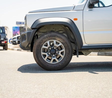 Suzuki Jimny 2026, photo 2 of 4