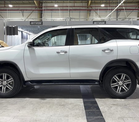 White Toyota Fortuner EXR 2024 White Toyota Fortuner EXR 2024