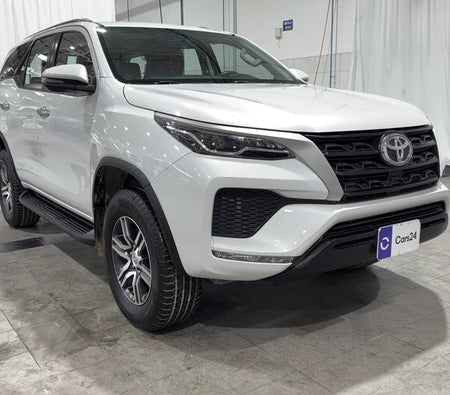 White Toyota Fortuner EXR 2024 White Toyota Fortuner EXR 2024