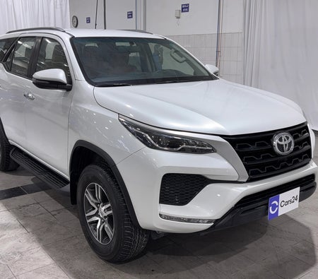 أبيض تويوتا Fortuner EXR 2023 أبيض تويوتا Fortuner EXR 2023