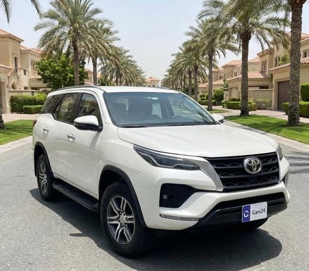 أبيض تويوتا Fortuner EXR 2021 أبيض تويوتا Fortuner EXR 2021