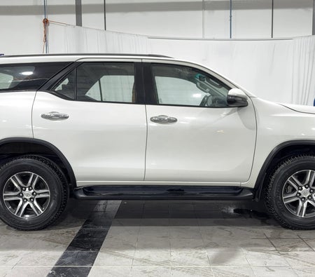 Blanc Toyota Fortuner EXR 2021