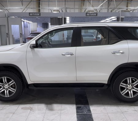 Bianca Toyota Fortuner GXR 2019