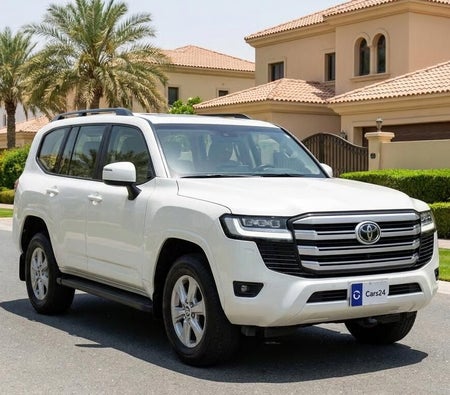 Toyota Land Cruiser EXR 2022, photo 1 of 4