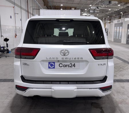 White Toyota Land Cruiser VXR 2023