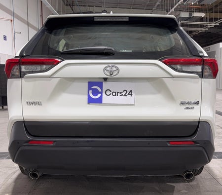 Blanc Toyota RAV4 EXR 2022
