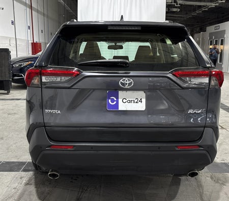 Grau Toyota RAV4 VX 2024
